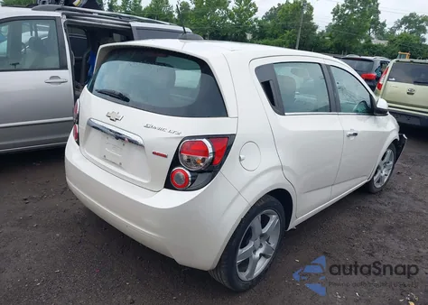 2016 Chevrolet Sonic Ltz из США, поврежденный, VIN 1G1JE6SB4G4149112